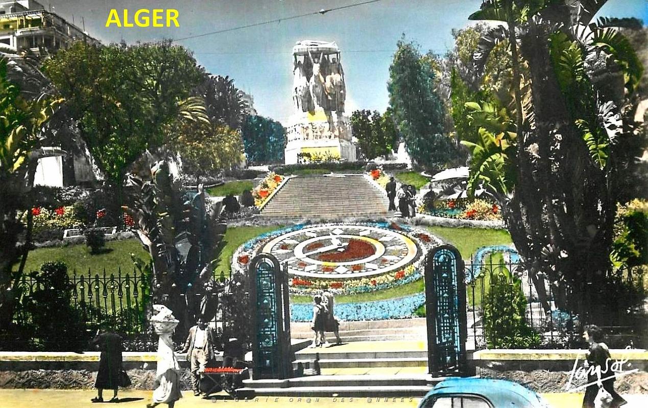 41- Alger - Monument aux morts .jpg